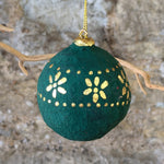 Load image into Gallery viewer, Papier Mache Bauble Set x4
