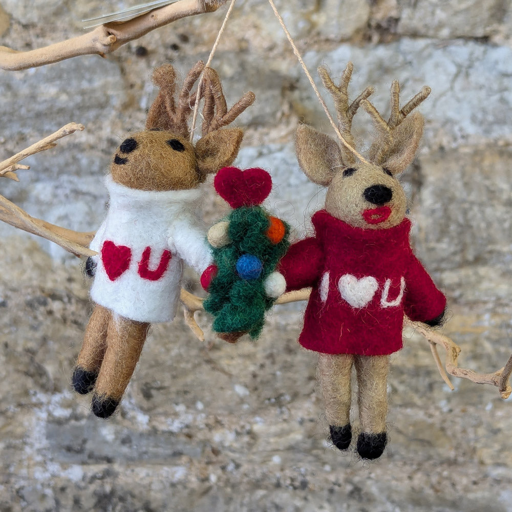 I Love you deer couple